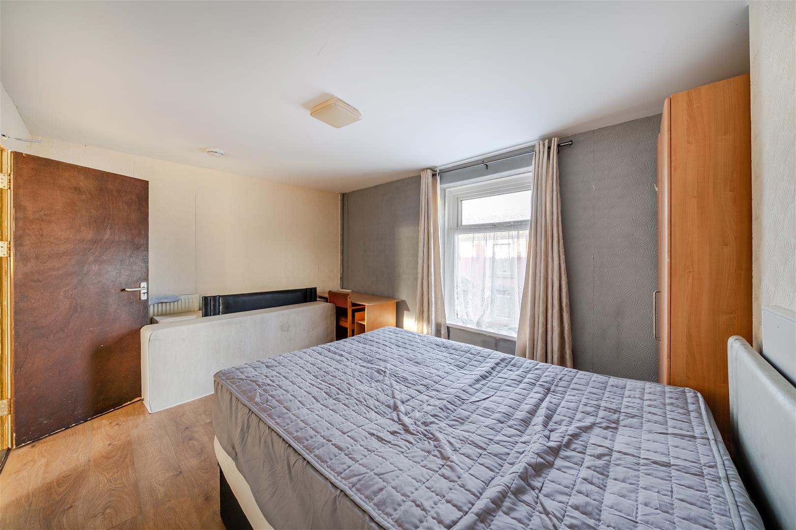 Vincent Street, Sandfields, Swansea, SA1 3TY